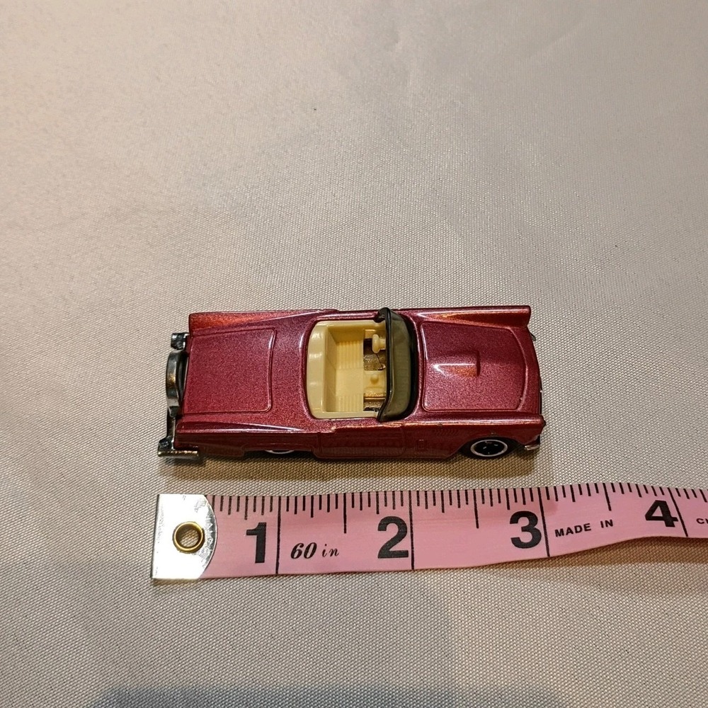 2020 Matchbox City #14 1957 Ford Thunderbird Convertible Pink Rose,Loose, 1:64. - Picture 7 of 7